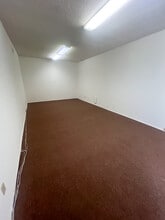 2100 N Sepulveda Blvd, Manhattan Beach, CA to rent Interior Photo- Image 2 of 7