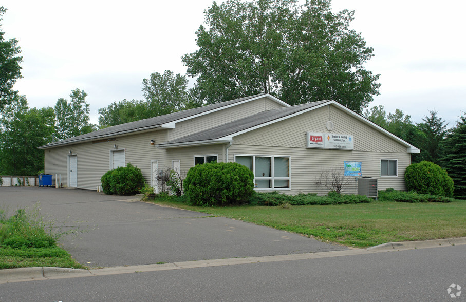 21461 Aberdeen St, East Bethel, MN for sale - Primary Photo - Image 1 of 1