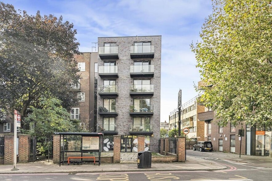 161-165 Kingsland Rd, London for sale - Building Photo - Image 2 of 18