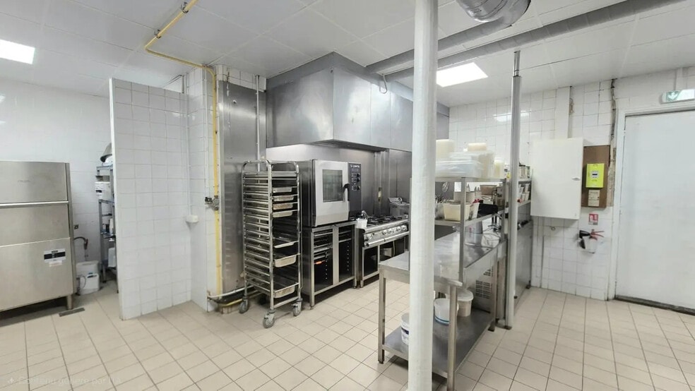 Retail in Paris for sale - Interior Photo - Image 3 of 6