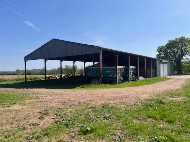 Light Industrial in Shifnal to rent - Primary Photo - Image 1 of 2