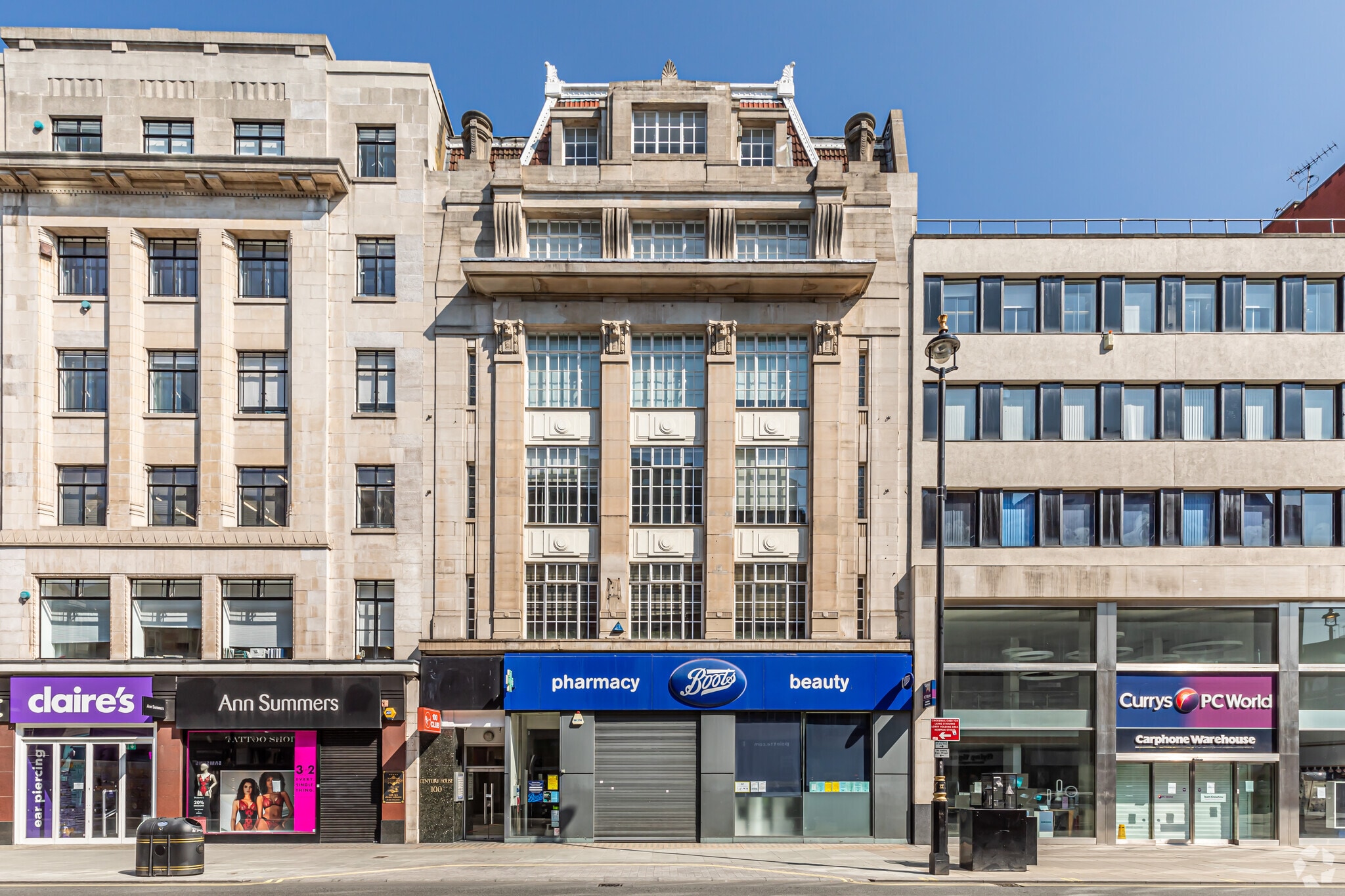 100 Oxford St, London for sale Primary Photo- Image 1 of 1