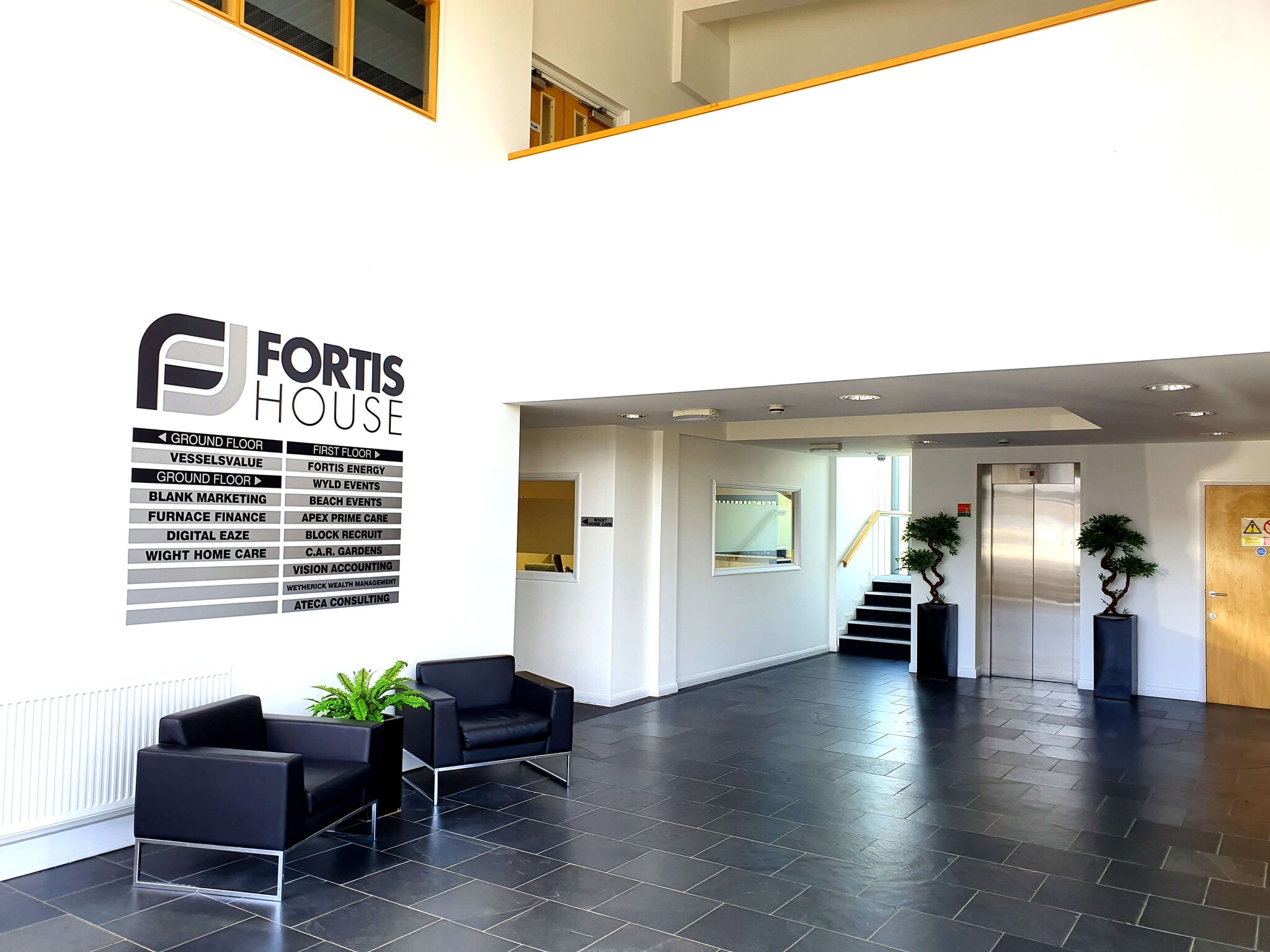 Cothey Way, Ryde to rent Interior Photo- Image 1 of 3