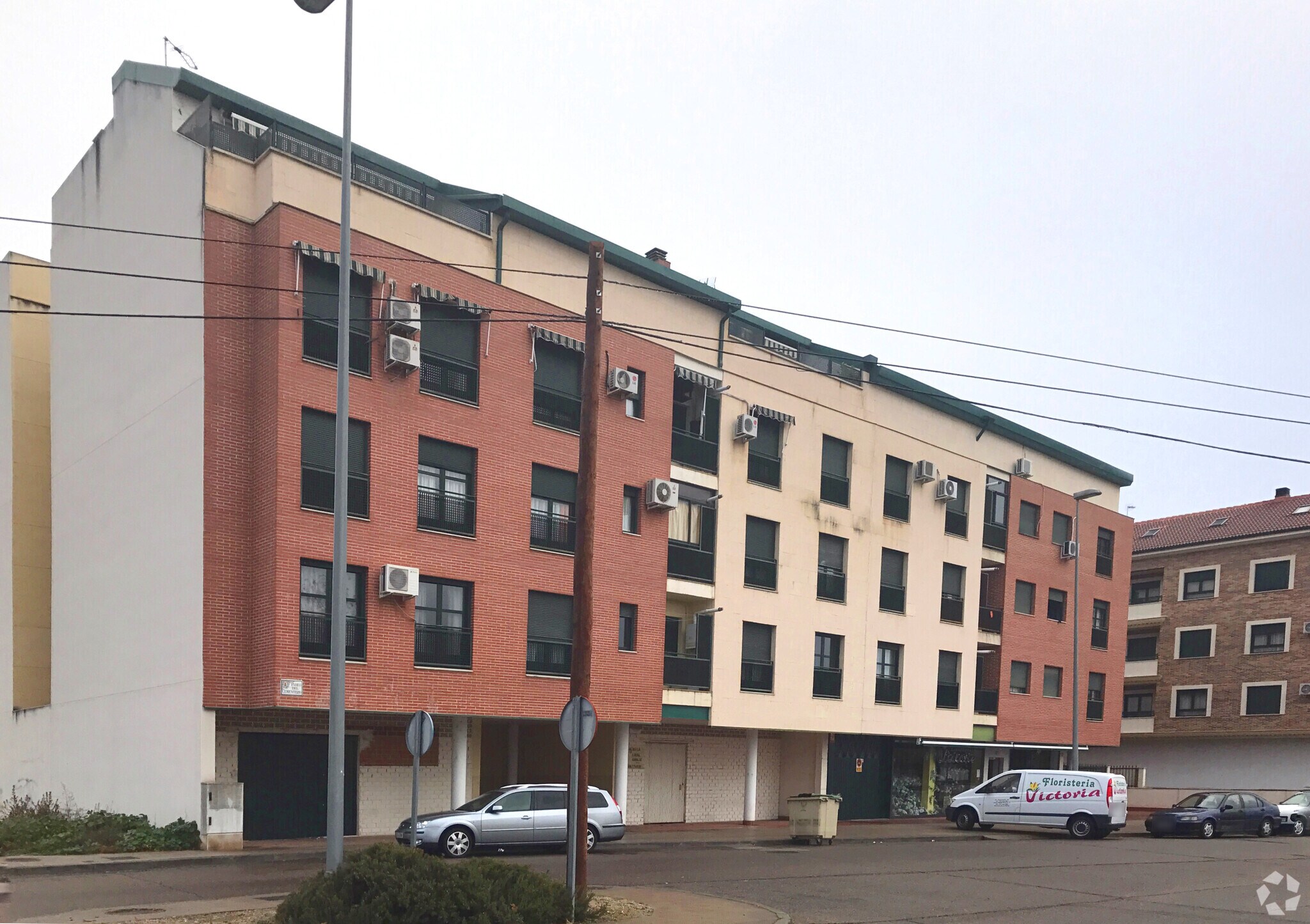 Paseo del Cementerio, 98, Talavera de la Reina, Toledo to rent Primary Photo- Image 1 of 3