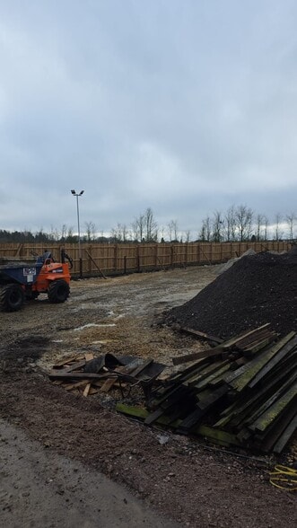 Great North Rd, Great Staughton to rent - Building Photo - Image 2 of 2