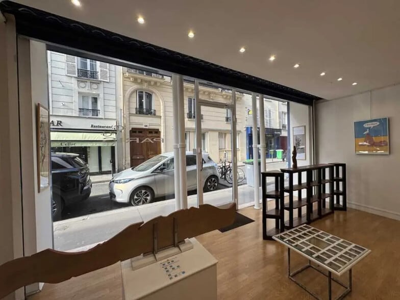 Build-to-Rent in Paris for sale - Building Photo - Image 3 of 7