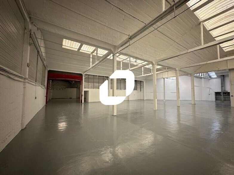 Light Industrial in Épinay-sur-Seine to rent - Interior Photo - Image 3 of 9