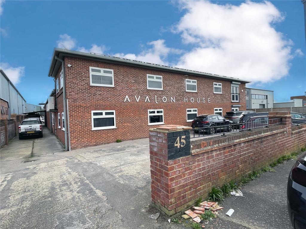 45 Tallon Rd, Brentwood to rent Building Photo- Image 1 of 10