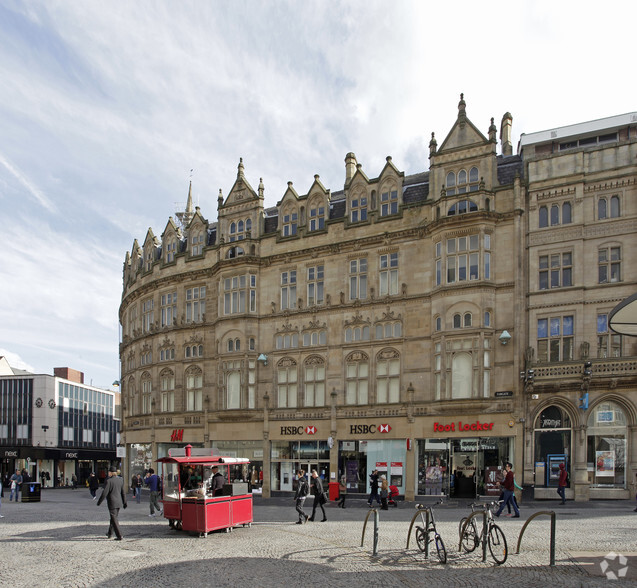 49 Fargate, Sheffield for rent - Building Photo - Image 2 of 7