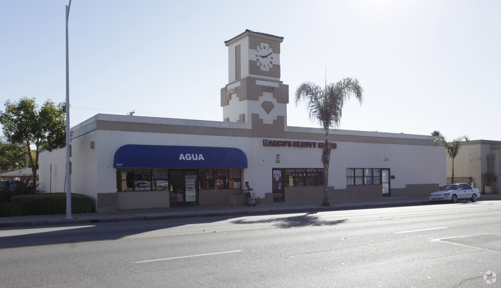 2017-2023 S Main St, Santa Ana, CA for sale - Primary Photo - Image 1 of 1