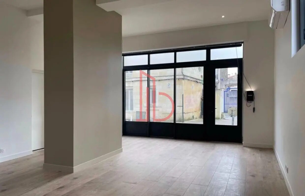 Office in Bordeaux to rent Interior Photo- Image 1 of 5