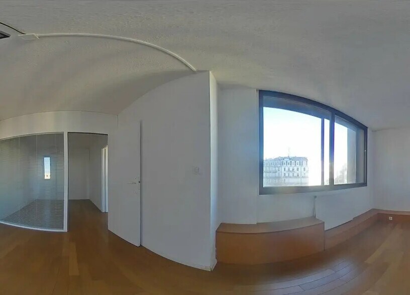 Office in Montpellier to rent - Building Photo - Image 2 of 2