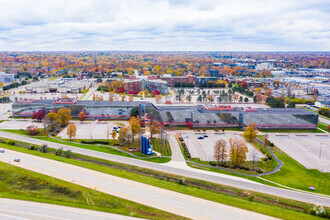 100 Galleria Officentre, Southfield, MI - aerial  map view