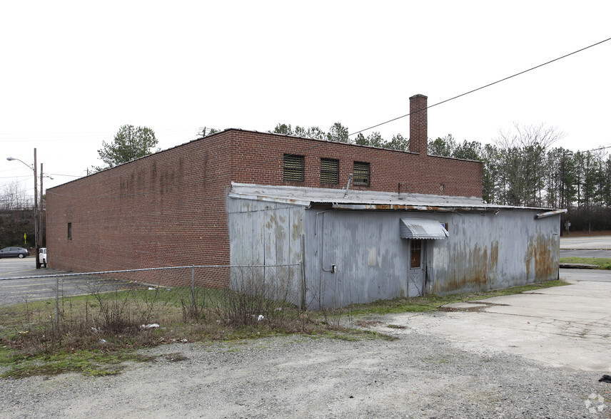 3131 Main St, East Point, GA for sale - Building Photo - Image 1 of 1