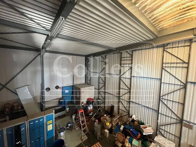 Office in Vitrolles to rent Interior Photo- Image 1 of 7