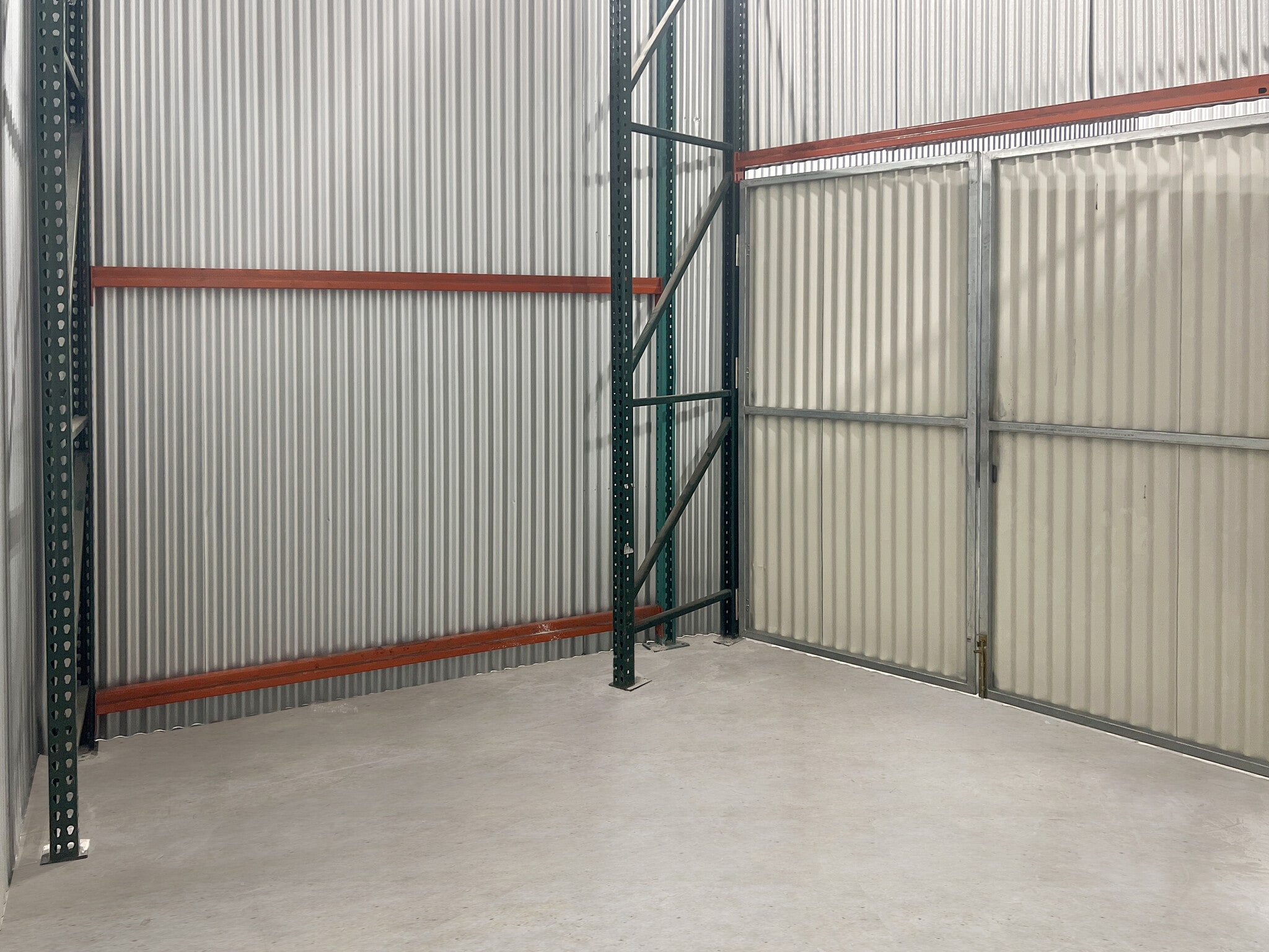 2507 Investors Row, Orlando, FL to rent Interior Photo- Image 1 of 3