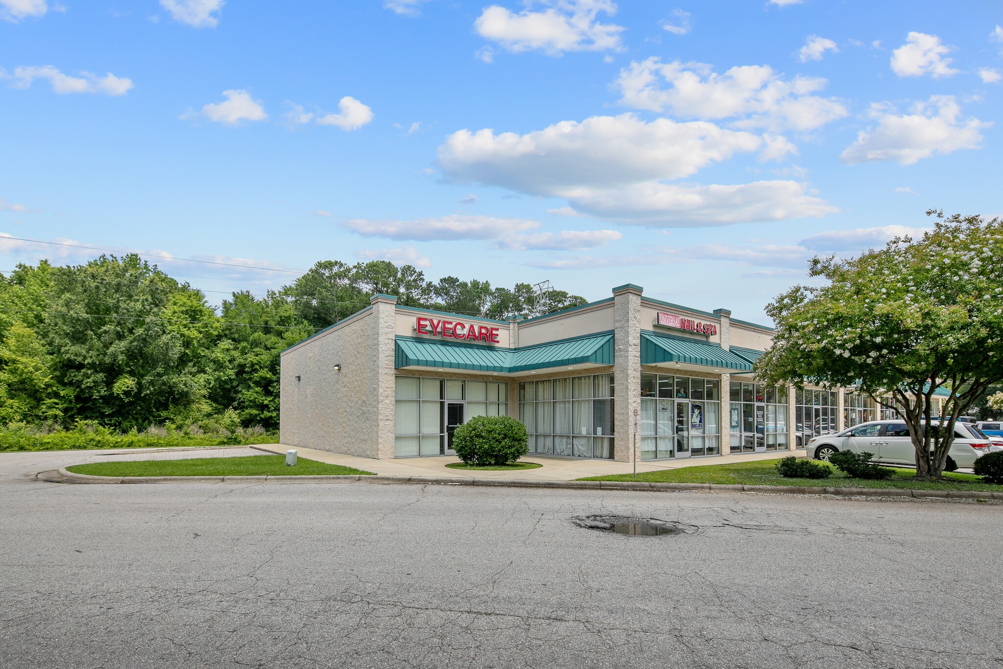 590 Cedar Creek Rd, Fayetteville, NC to rent Building Photo- Image 1 of 16