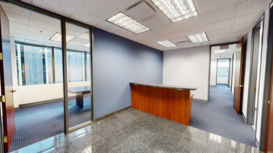 260-270 Peachtree St NW, Atlanta, GA for rent Interior Photo- Image 1 of 13