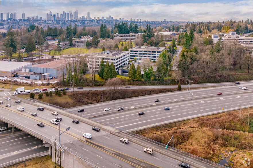 6400 Roberts St, Burnaby, BC for rent - Building Photo - Image 3 of 7