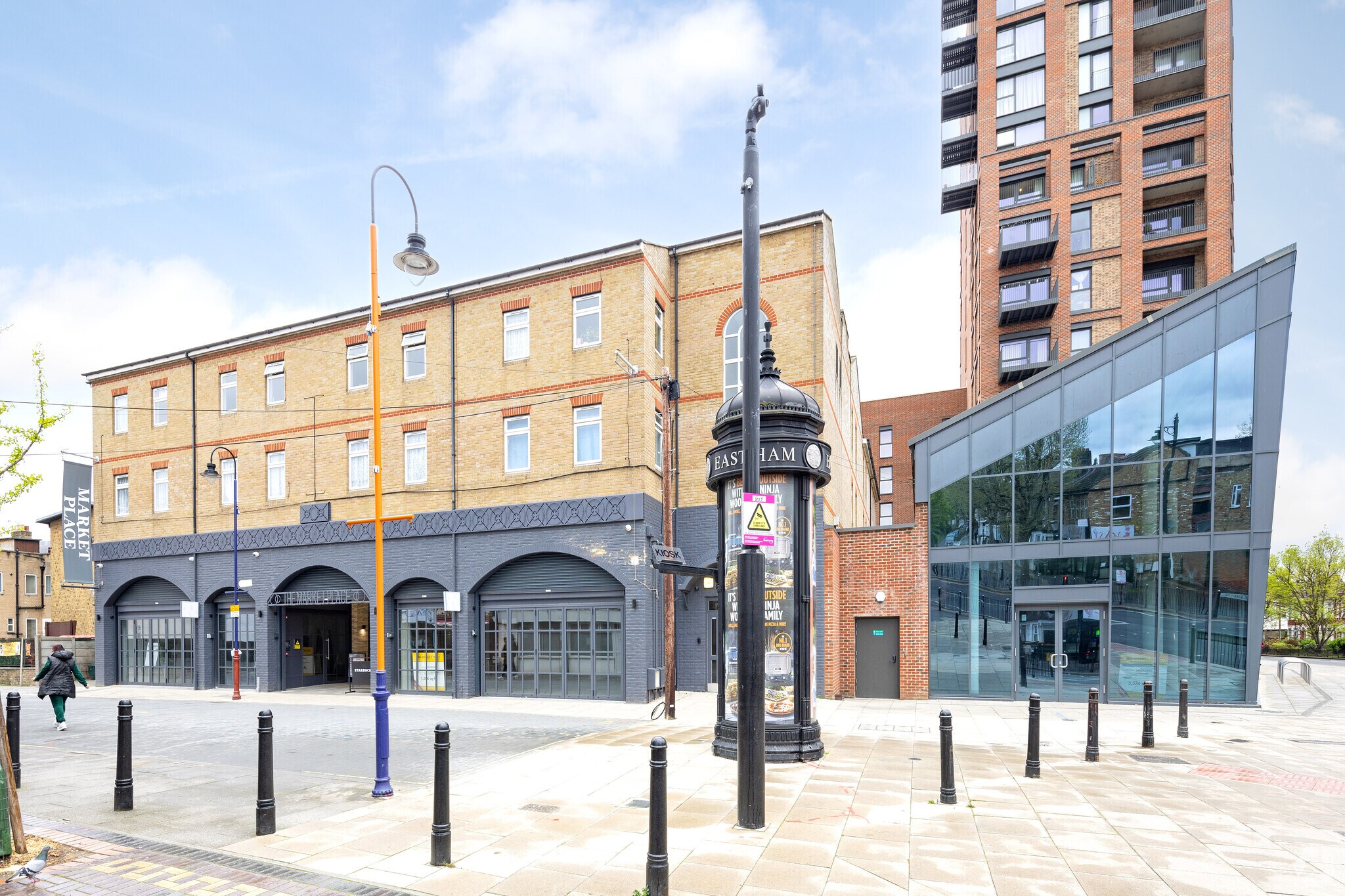 Myrtle Rd, London for sale Primary Photo- Image 1 of 1