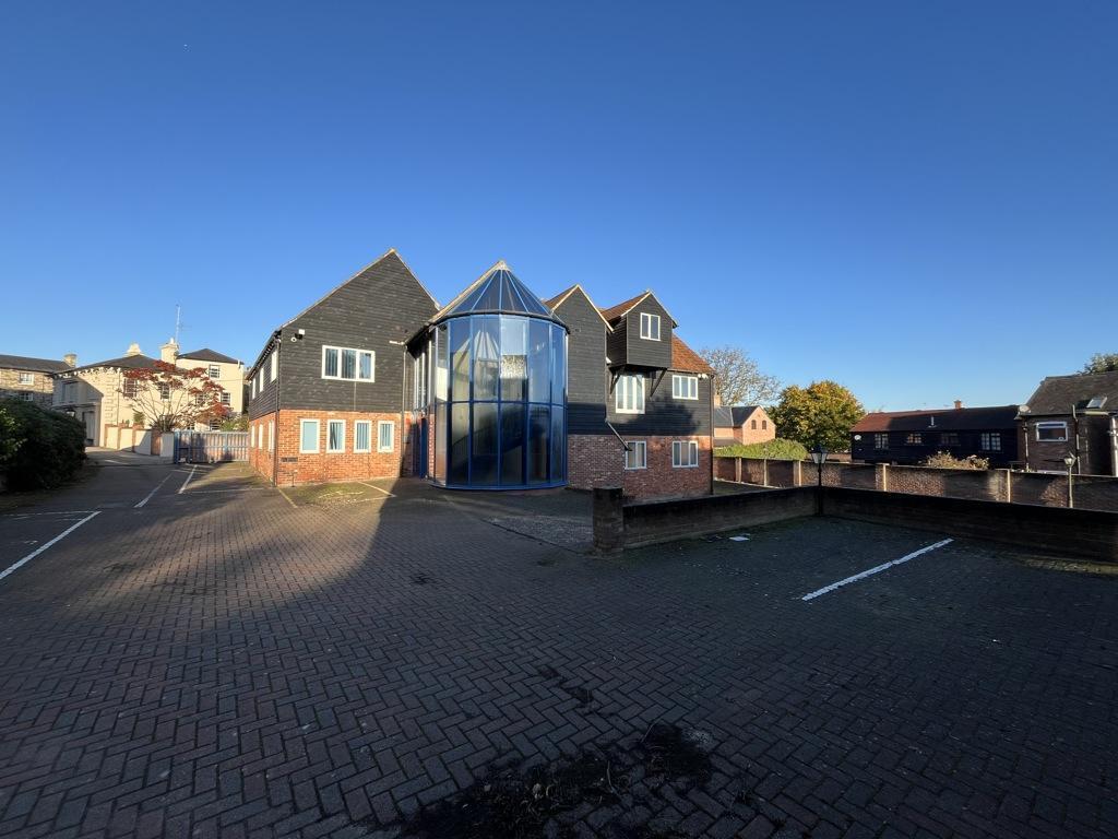 Bradford St, Braintree to rent Building Photo- Image 1 of 12