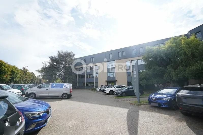 129 Chemin Du Moulin Carron, Écully to rent - Building Photo - Image 3 of 12