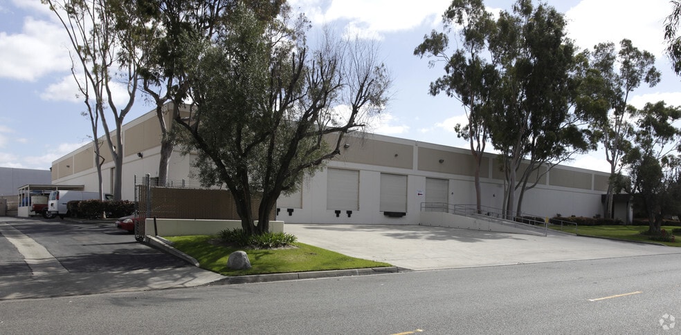 12241-12271 Industry St, Garden Grove, CA to rent - Building Photo - Image 2 of 3