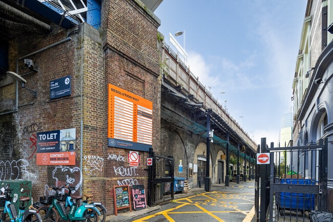 More details for Resolution Way, London - Light Industrial to Rent