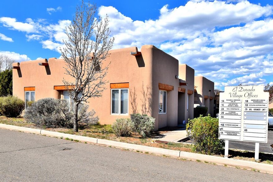 5 Caliente Rd, Santa Fe, NM for sale - Building Photo - Image 2 of 16