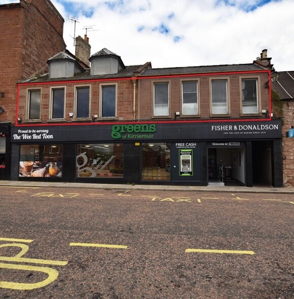 13-18 The Moon, Kirriemuir for sale - Building Photo - Image 1 of 1