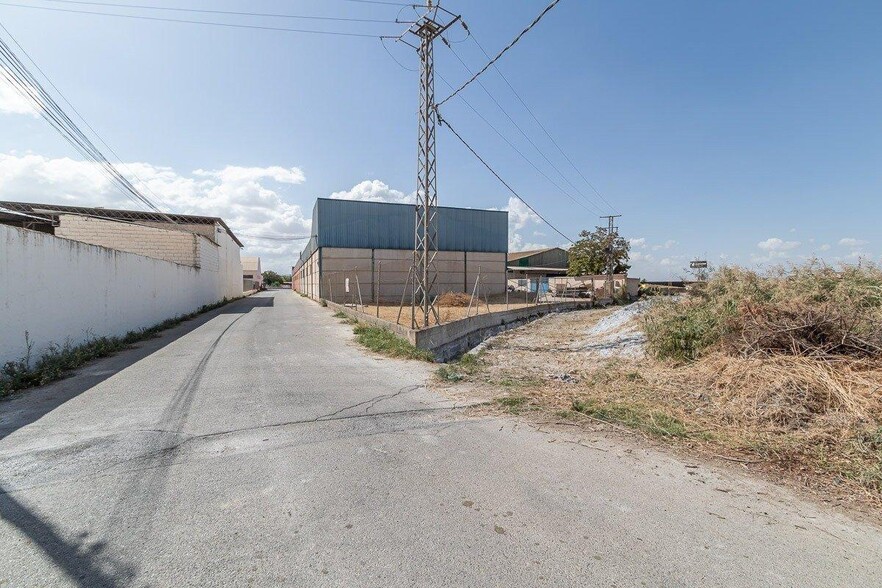 Calle Madroño, 4, Atarfe, Granada for sale - Primary Photo - Image 1 of 8