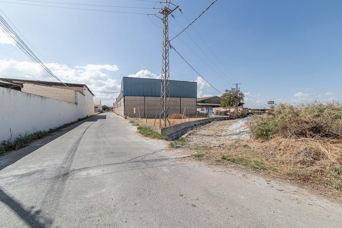 Calle Madroño, 4, Atarfe, Granada for sale Primary Photo- Image 1 of 9