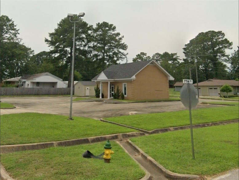 601 Central Blvd, Tallassee, AL for sale - Building Photo - Image 2 of 2