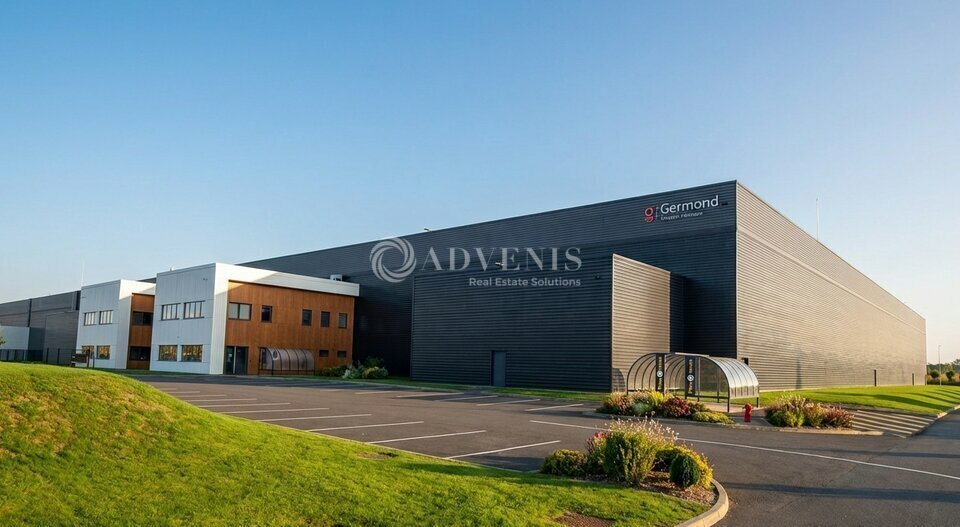 Industrial in Ferrières-en-Brie to rent - Building Photo - Image 2 of 5