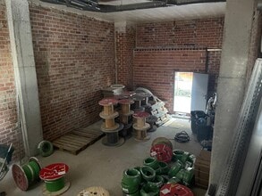 Retail in Barcelona, Barcelona to rent Interior Photo- Image 1 of 10