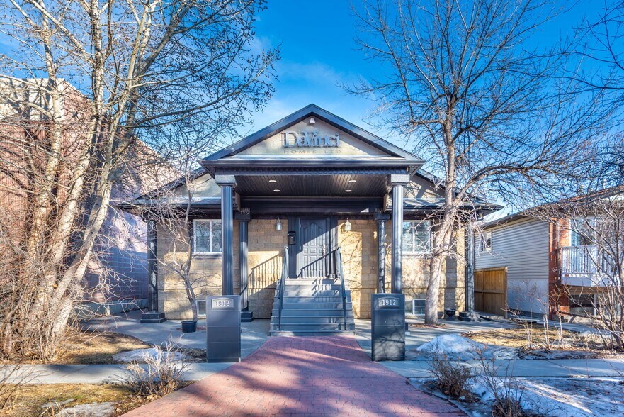 1912 26A St SW, Calgary, AB for sale - Building Photo - Image 1 of 1