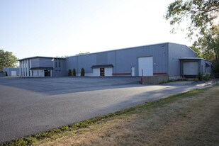 300 N Lake St, Montgomery IL - Commercial Property