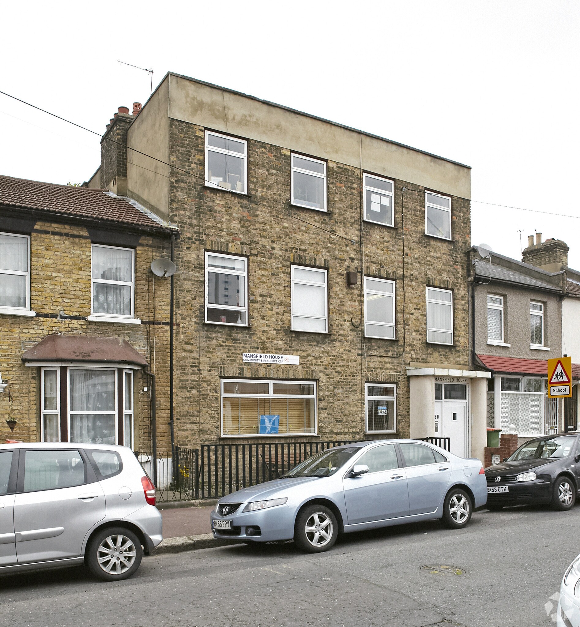 30 Avenons Rd, London for sale Primary Photo- Image 1 of 1