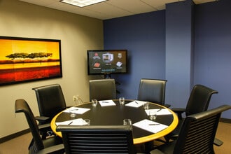 300 E Lombard St, Baltimore, MD to rent Building Photo- Image 2 of 13