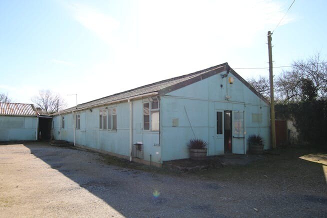 Poole Rd, Sturminster Marshall to rent Building Photo- Image 1 of 2