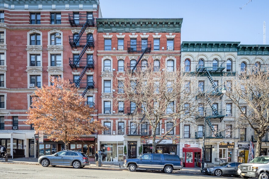 1264 Amsterdam, New York, NY for rent - Primary Photo - Image 1 of 5