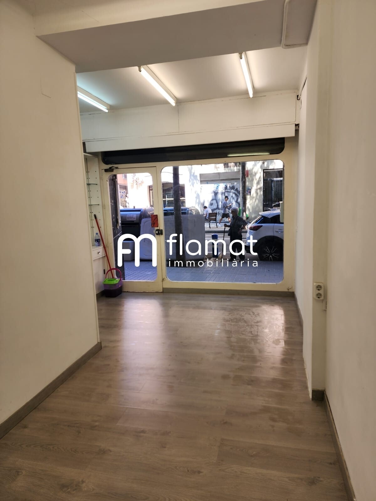Retail in Barcelona, Barcelona to rent Interior Photo- Image 1 of 6