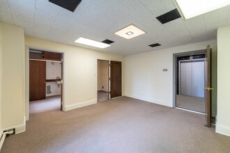 30 N Michigan Ave, Chicago, IL to rent Interior Photo- Image 2 of 4