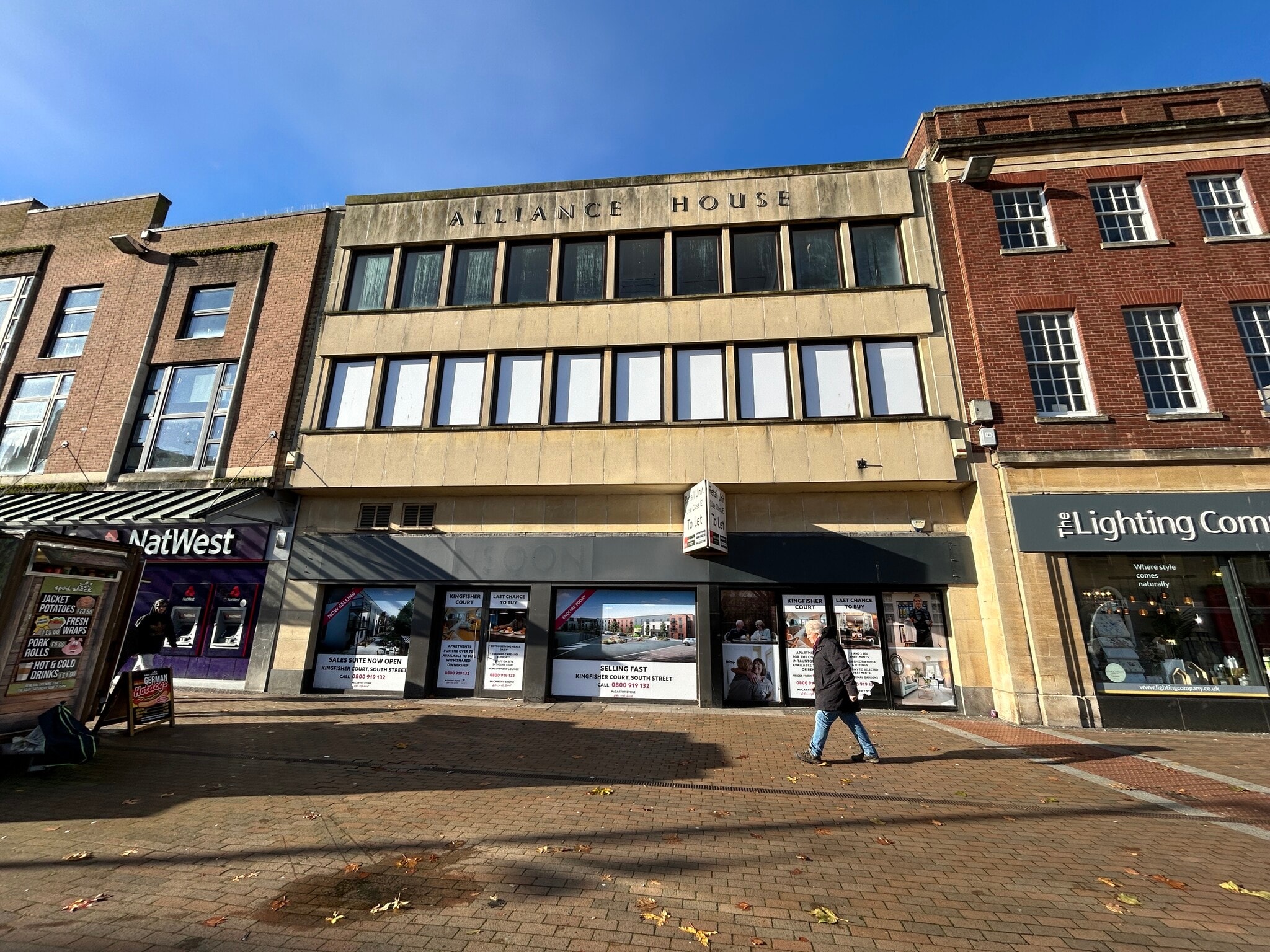 28 Fore St, Taunton to rent Building Photo- Image 1 of 8