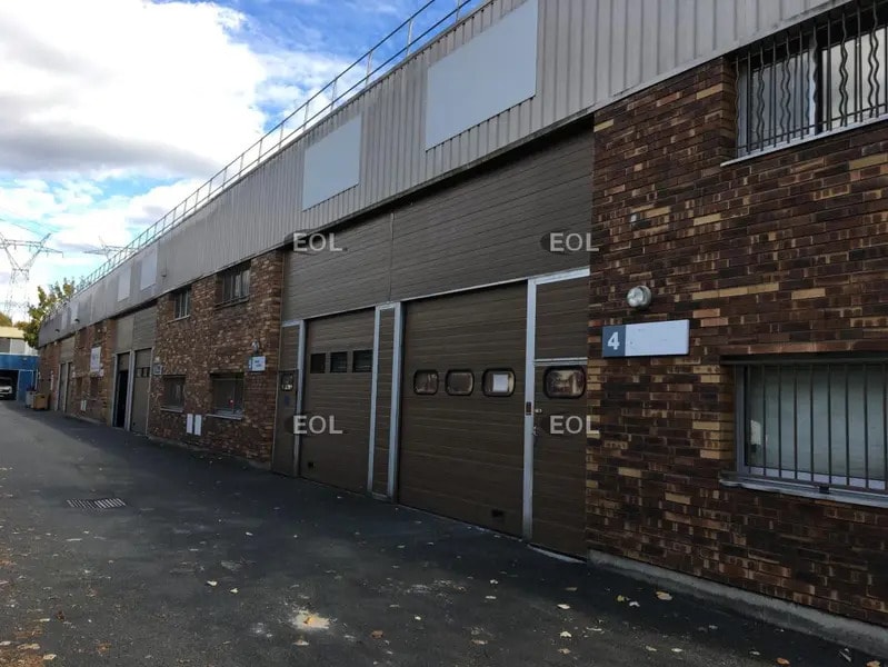 Industrial in Lisses to rent Building Photo- Image 1 of 5