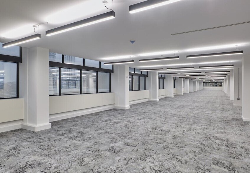 Dingwall Rd, Croydon to rent - Interior Photo - Image 3 of 8