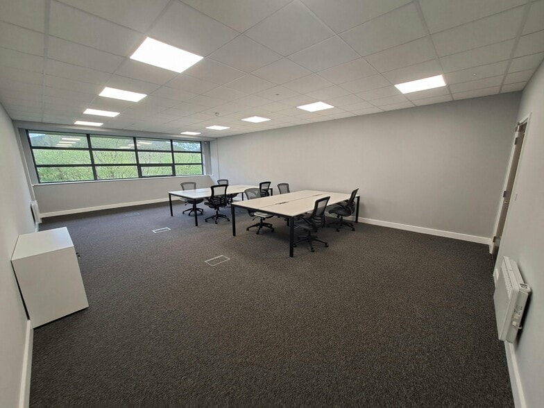 Whitehouse Way, Peterlee to rent - Building Photo - Image 3 of 9