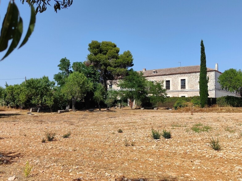 Palacete Nuevo Baztán portfolio of 2 properties for sale on LoopNet.co.uk - Building Photo - Image 3 of 36