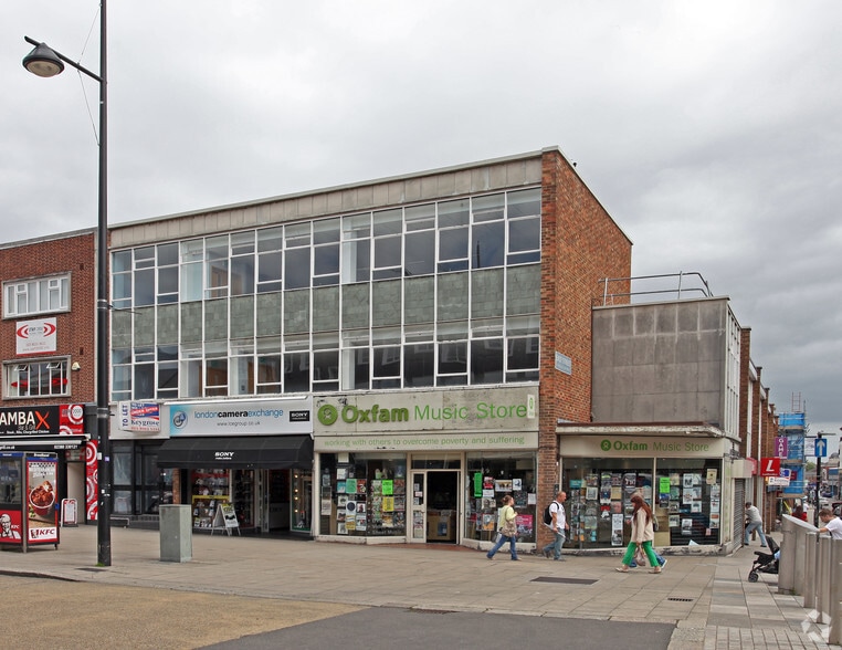 11-11A High St, Southampton for sale - Primary Photo - Image 1 of 1