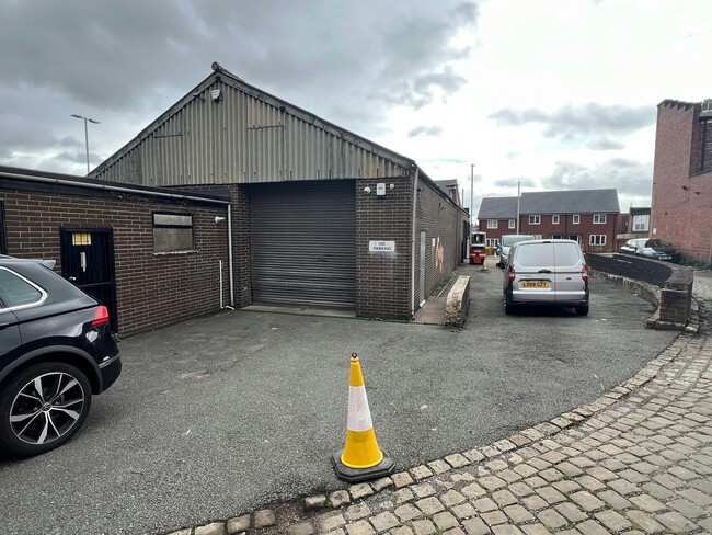 More details for Chapel Ln, Stoke On Trent - Industrial to Rent